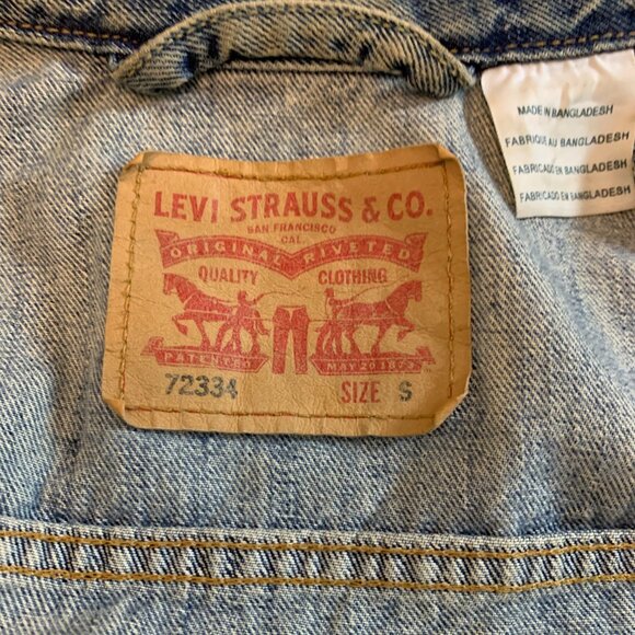 Levi's Strauss Denim Trucker Jacket - Picture 3 of 8